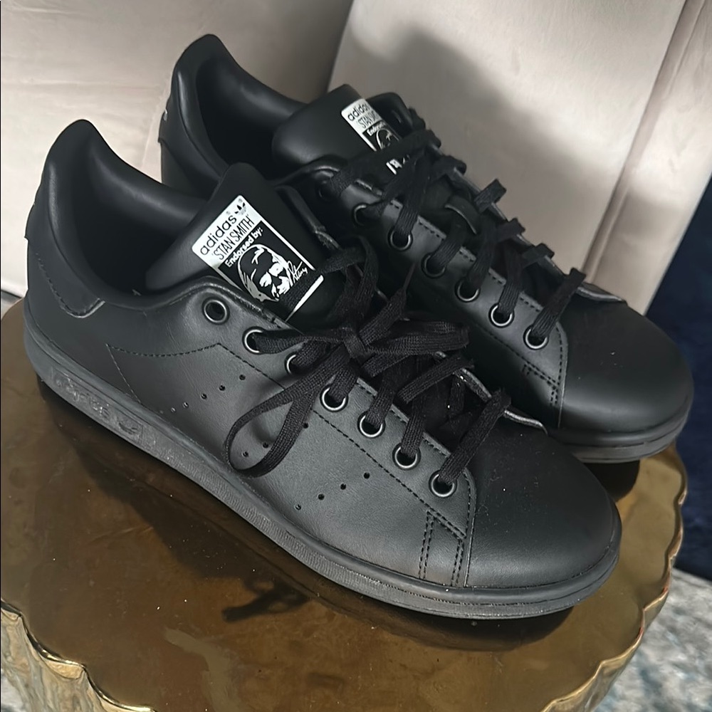 Adidas Men's Black Stan Smith Sneakers